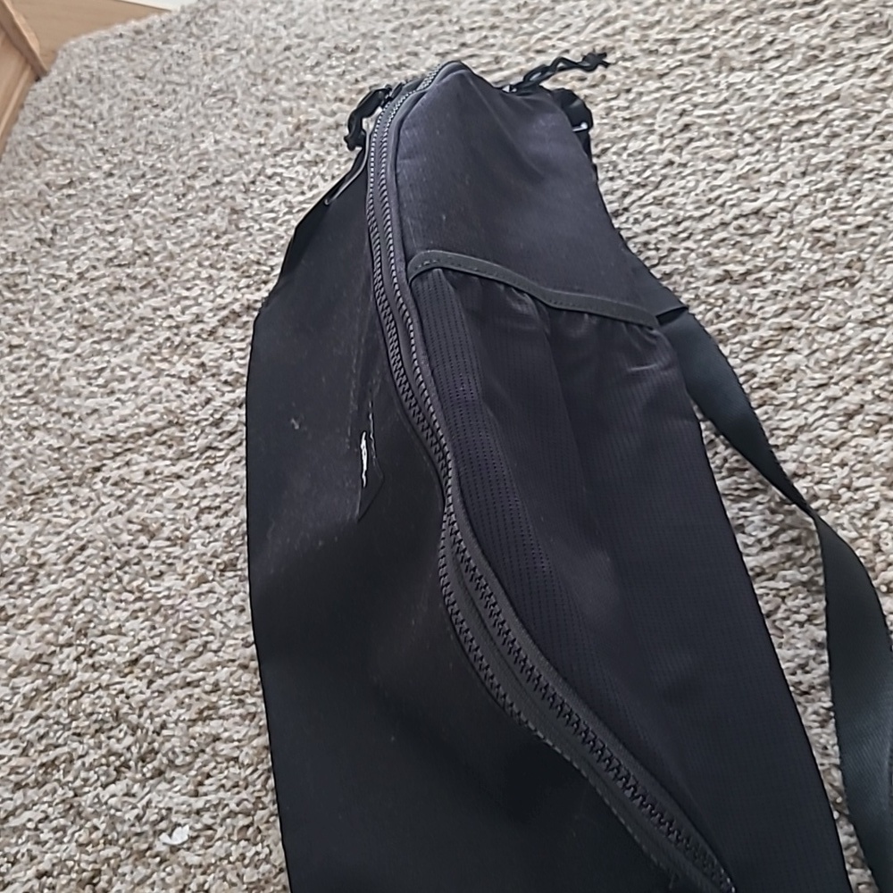 Vans Black Sling Bag - Picture 2 of 9